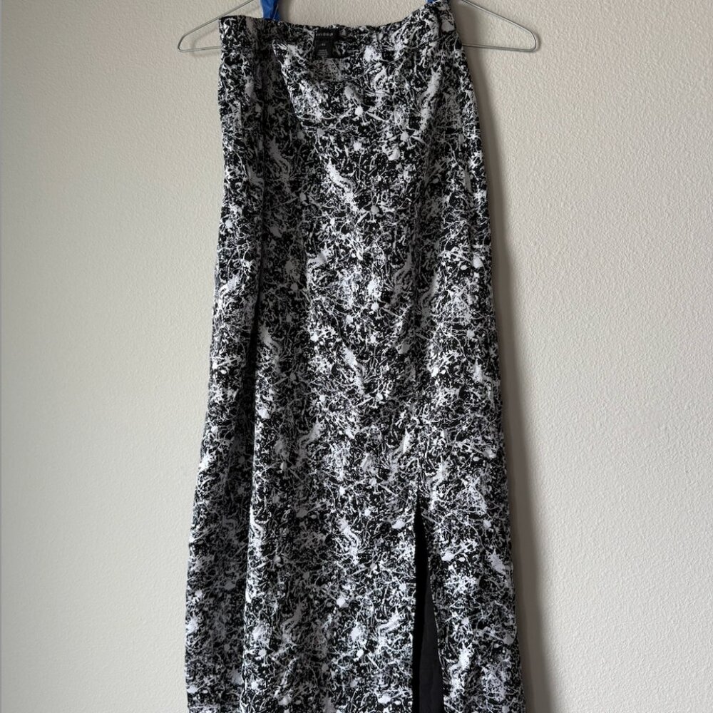 Black and White Halogen Maxi Skirt - Size XS